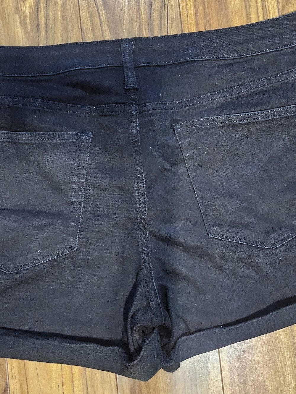 a.n.a Black Women's Denim Jean Shorts - Picture 3 of 5